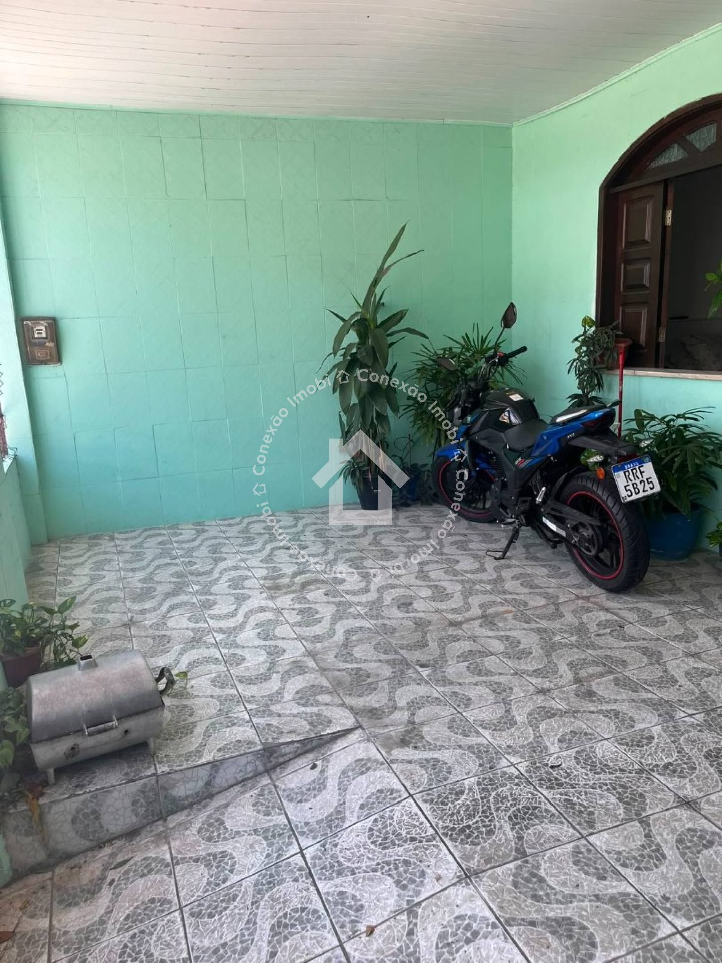 Casa à Venda no Bairro Santo Antônio | 3 quartos com suíte | Pode financiar