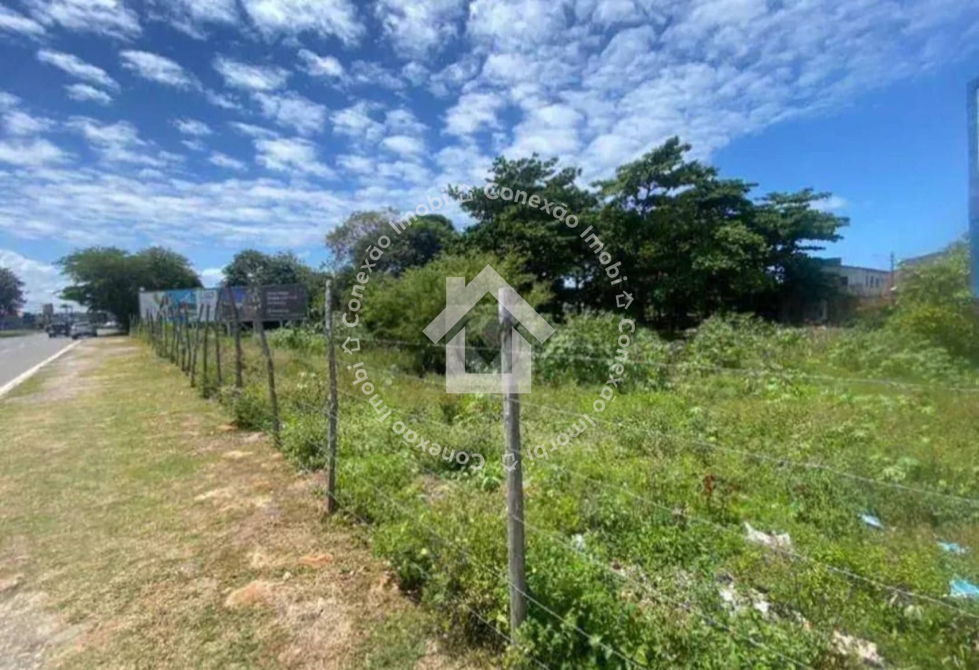 Terreno Comercial de 6.682 m² à Venda na Avenida Hildete Falcão Baptista | Atalaia