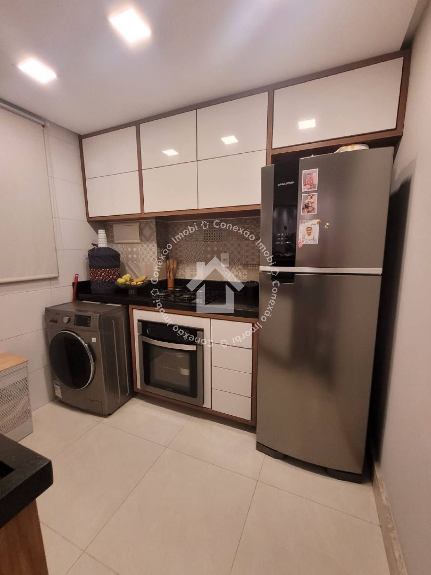 Apartamento Reformado à Venda no Alameda Jabotiana | 2 Quartos | Posição Leste