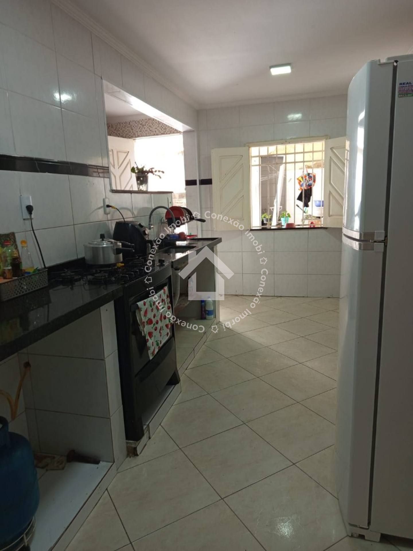 Casa à Venda com 4 Quartos no Bairro Cirurgia