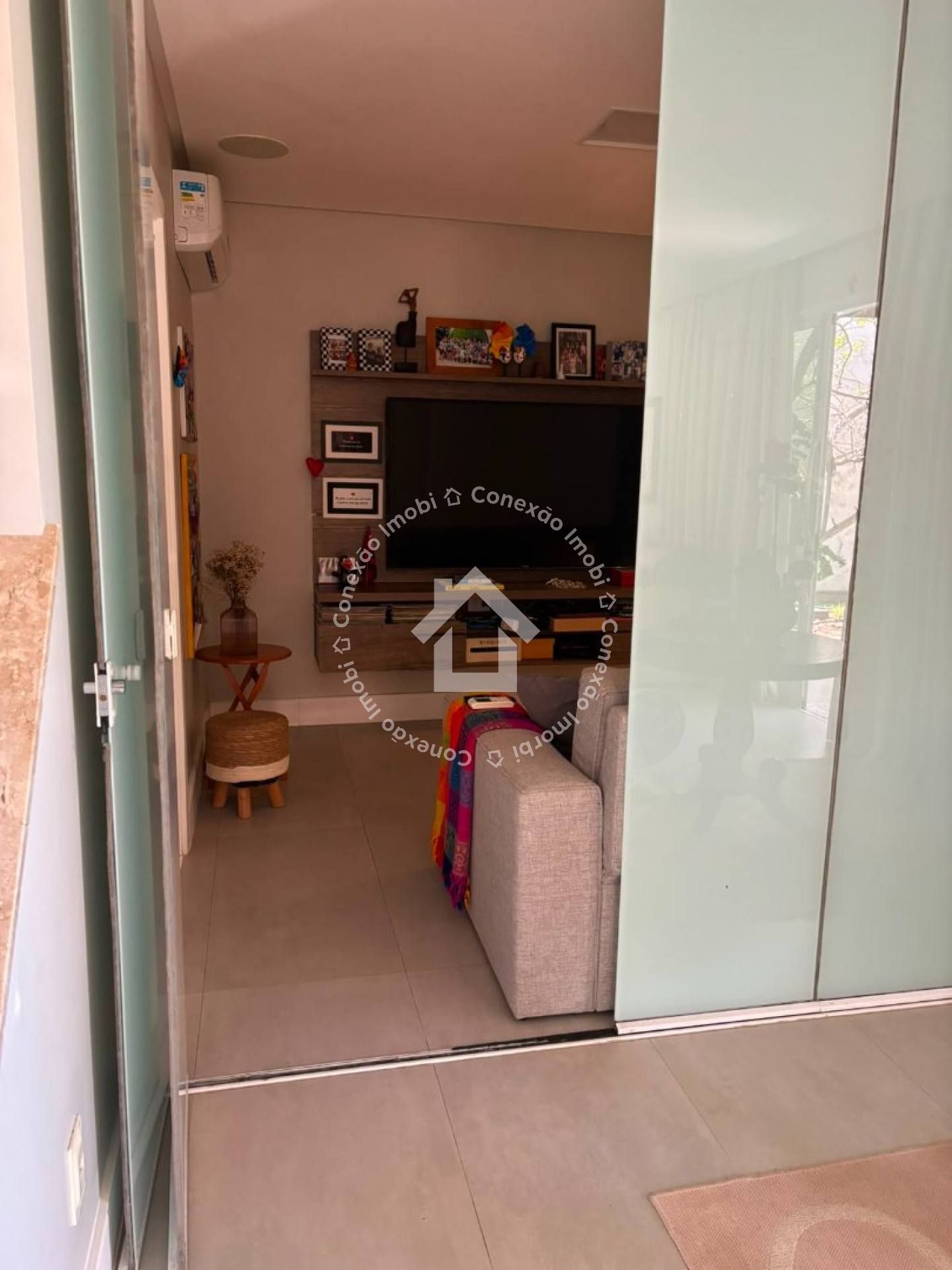 Casa de 4 quartos à venda no Condomínio Villa D’Este no bairro Coroa do Meio