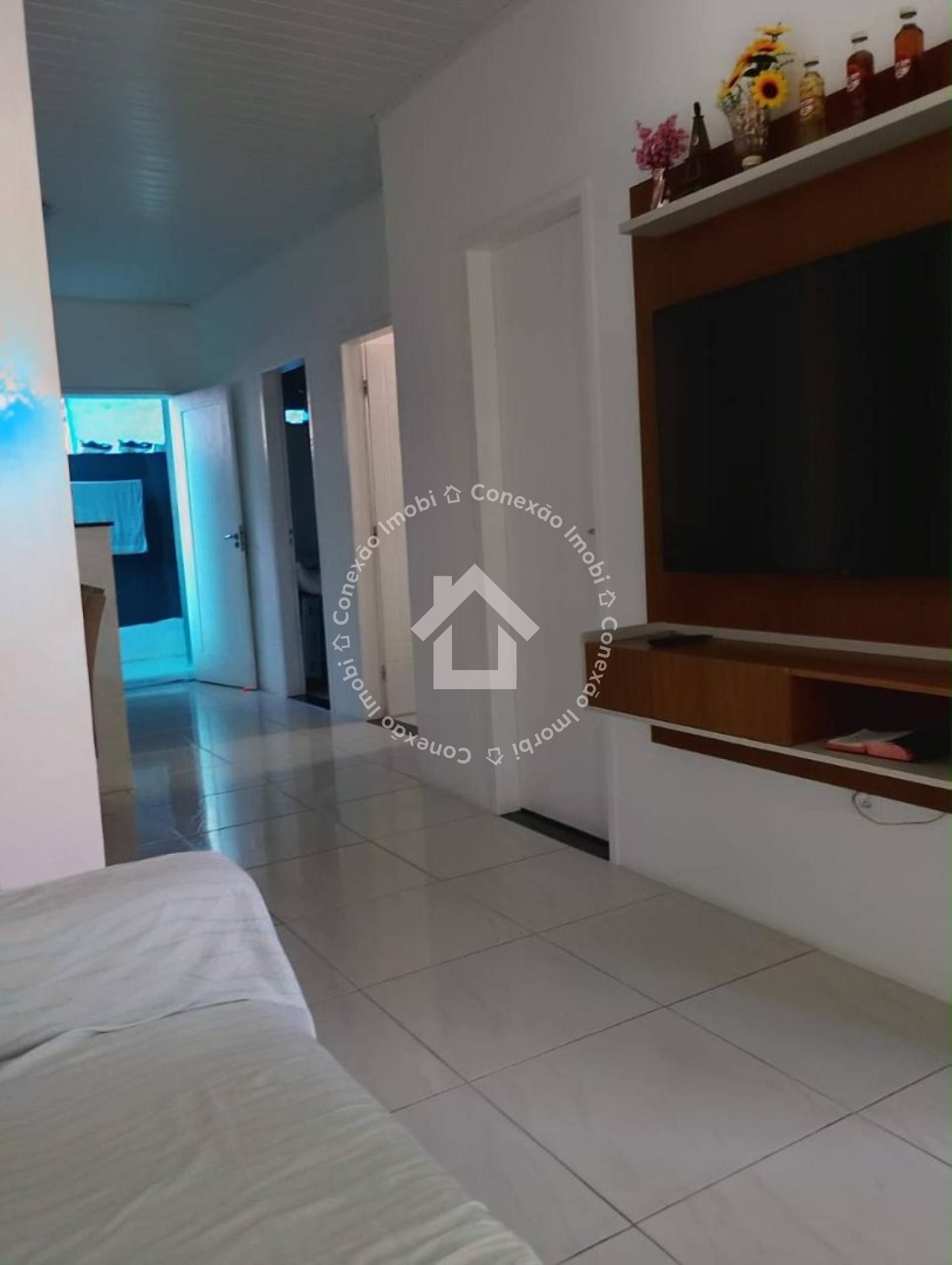Casa de 2 Andares no Ponto Novo | 4 Quartos e Total Sombra