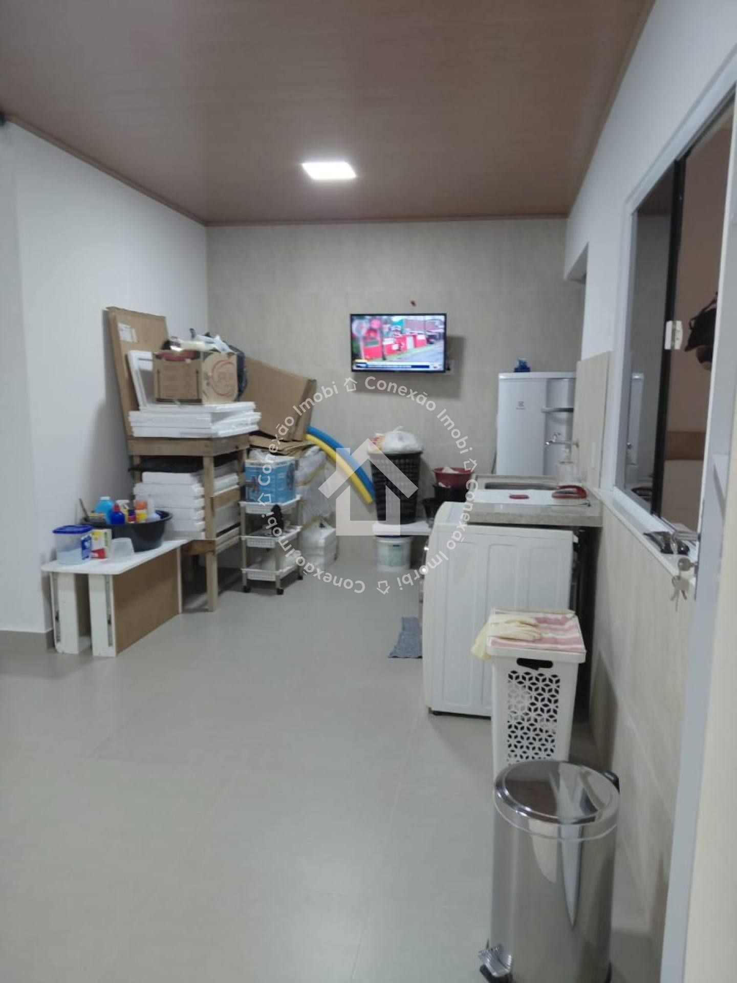 Casa Construida com Projeto Arquitetônico à venda no bairro Aruana| Pode financiar