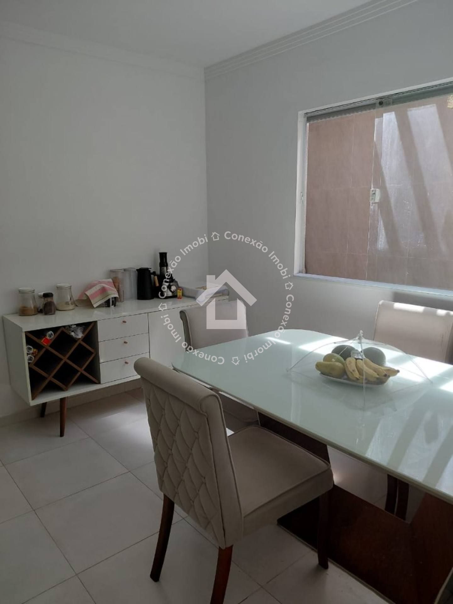 Casa Construida com Projeto Arquitetônico à venda no bairro Aruana| Pode financiar