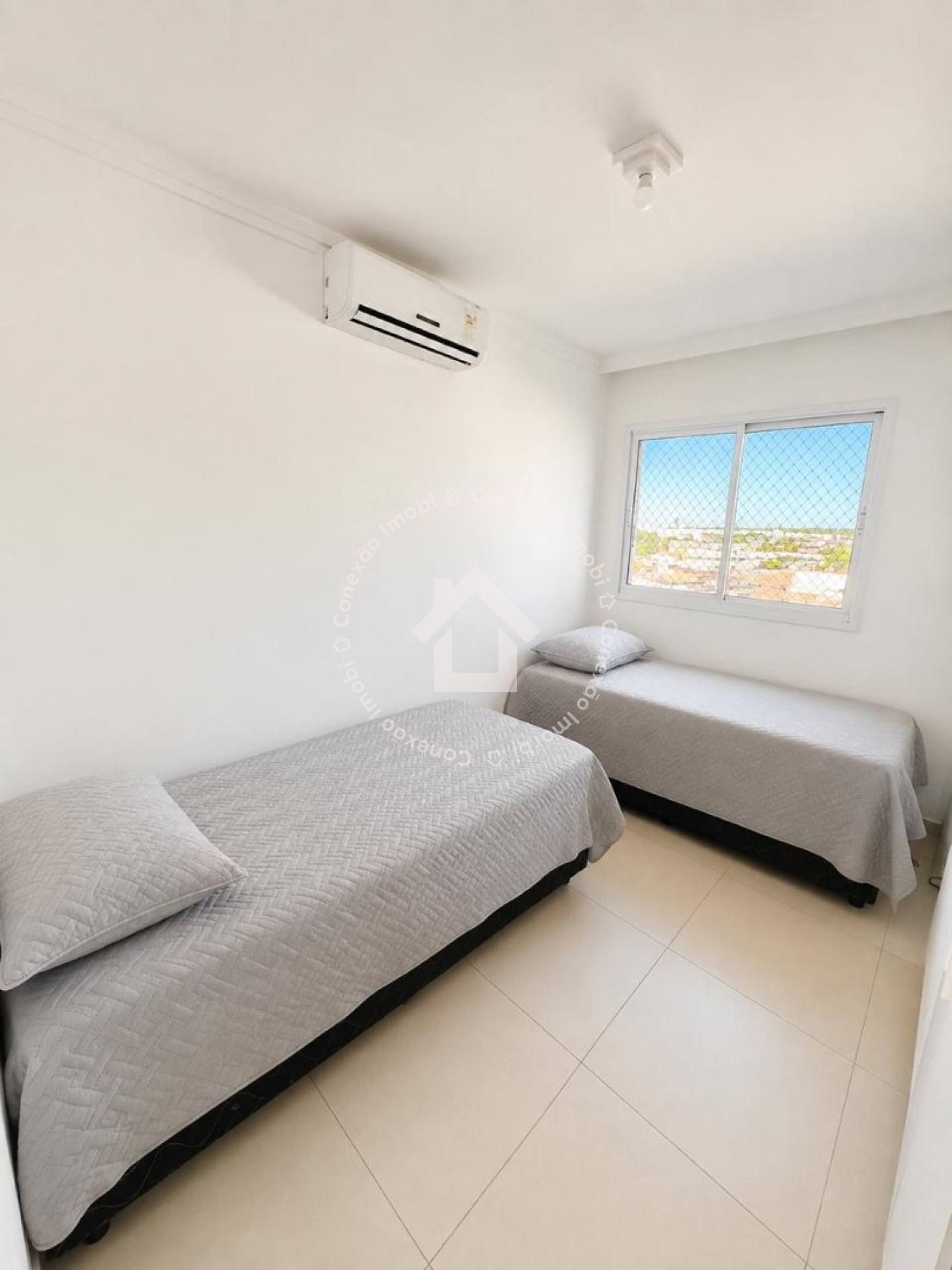 Apartamento à Venda no Luzia com 2 Quartos,Suíte e 1 vaga de Garagem | Easy Luzia