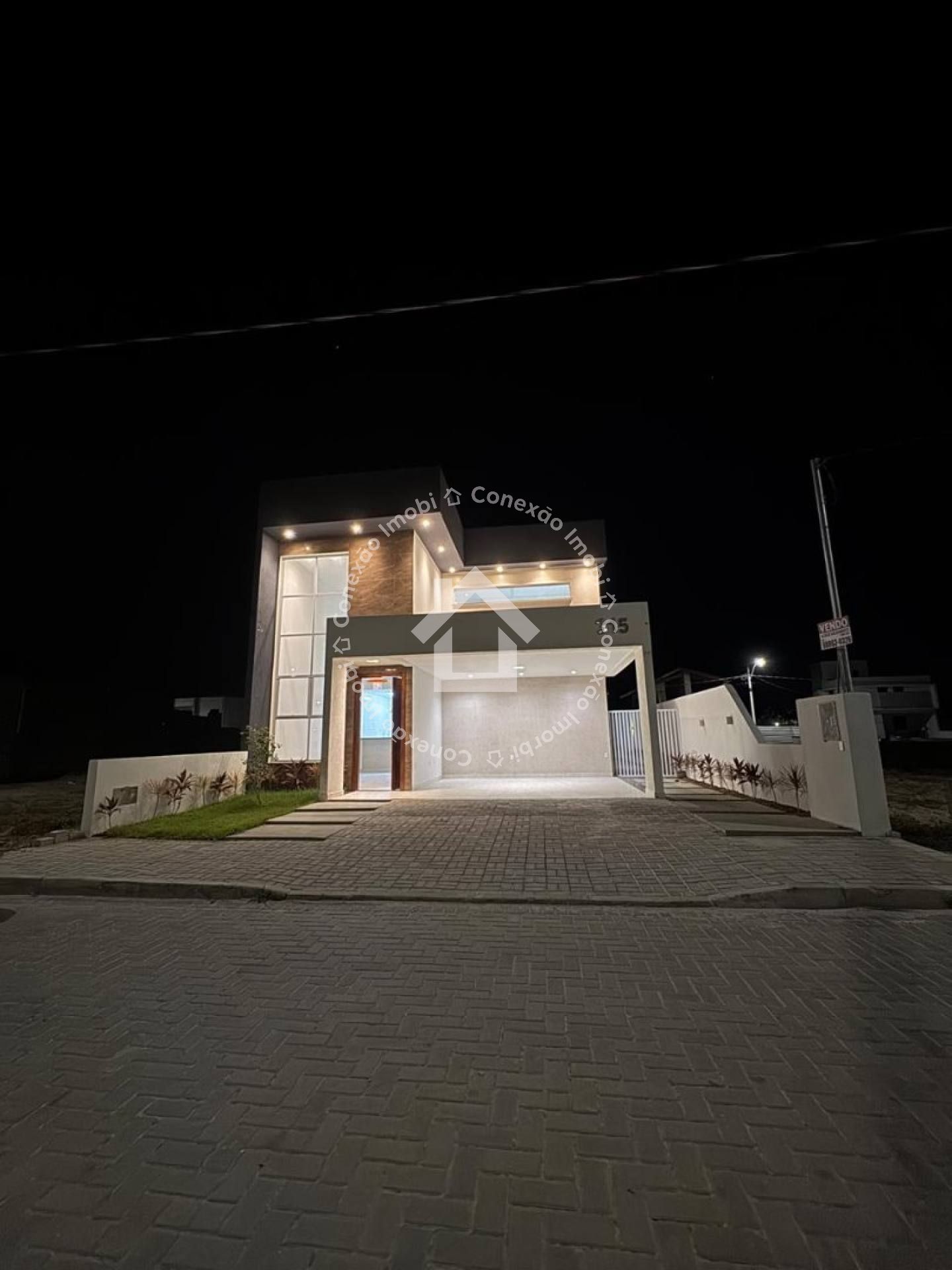 Casa à Venda no Condomínio Villaredo Barra, Pé na Areia, 3 Quartos e 2 Suítes