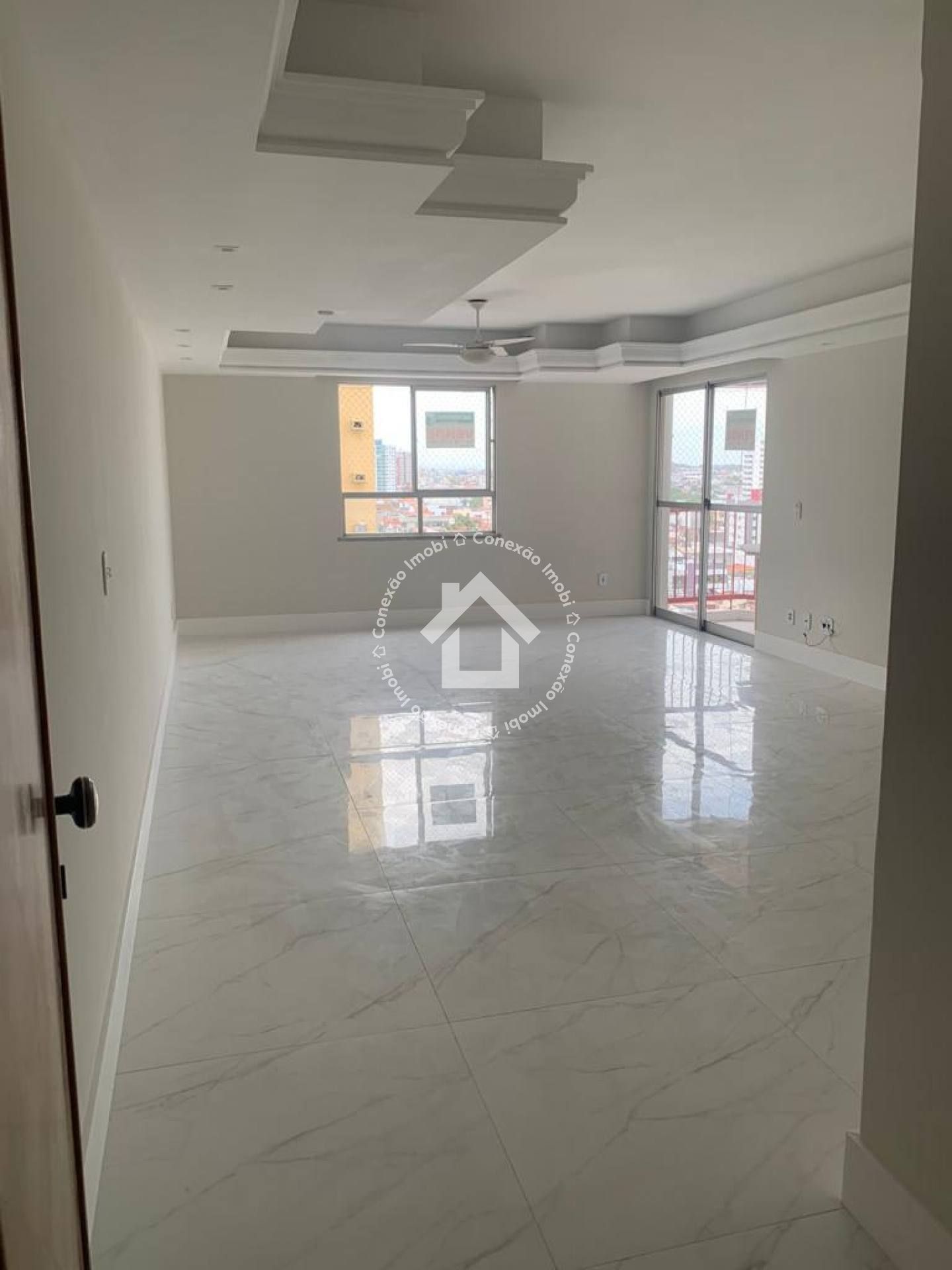 Apartamento Para Vender com 4 quartos 1 suítes no bairro 13 de Julho em Aracaju | Mansão Plaza Athenee