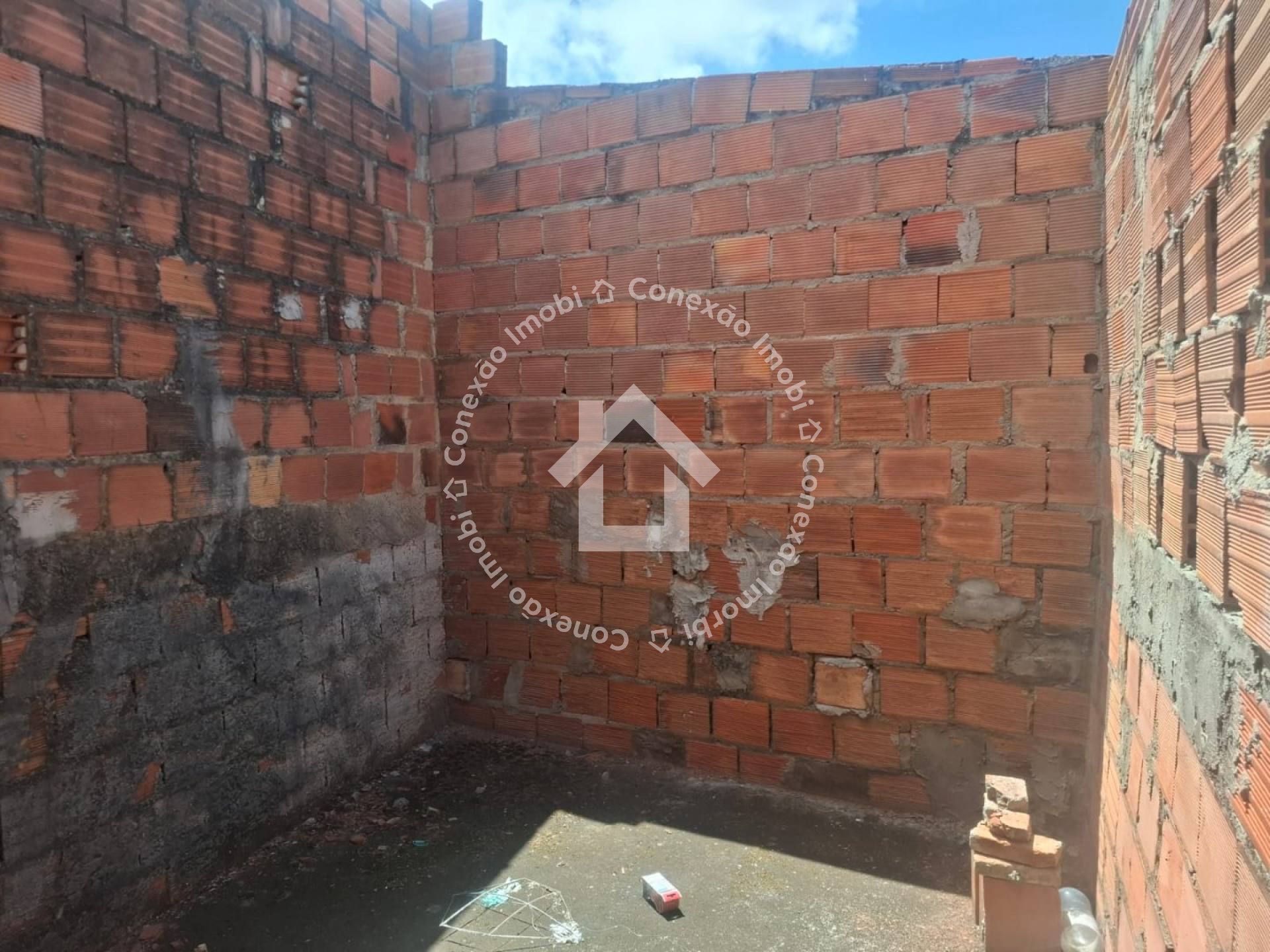 Casa Para Vender com 6 quartos no bairro Santo Antônio em Aracaju | Somente à Vista