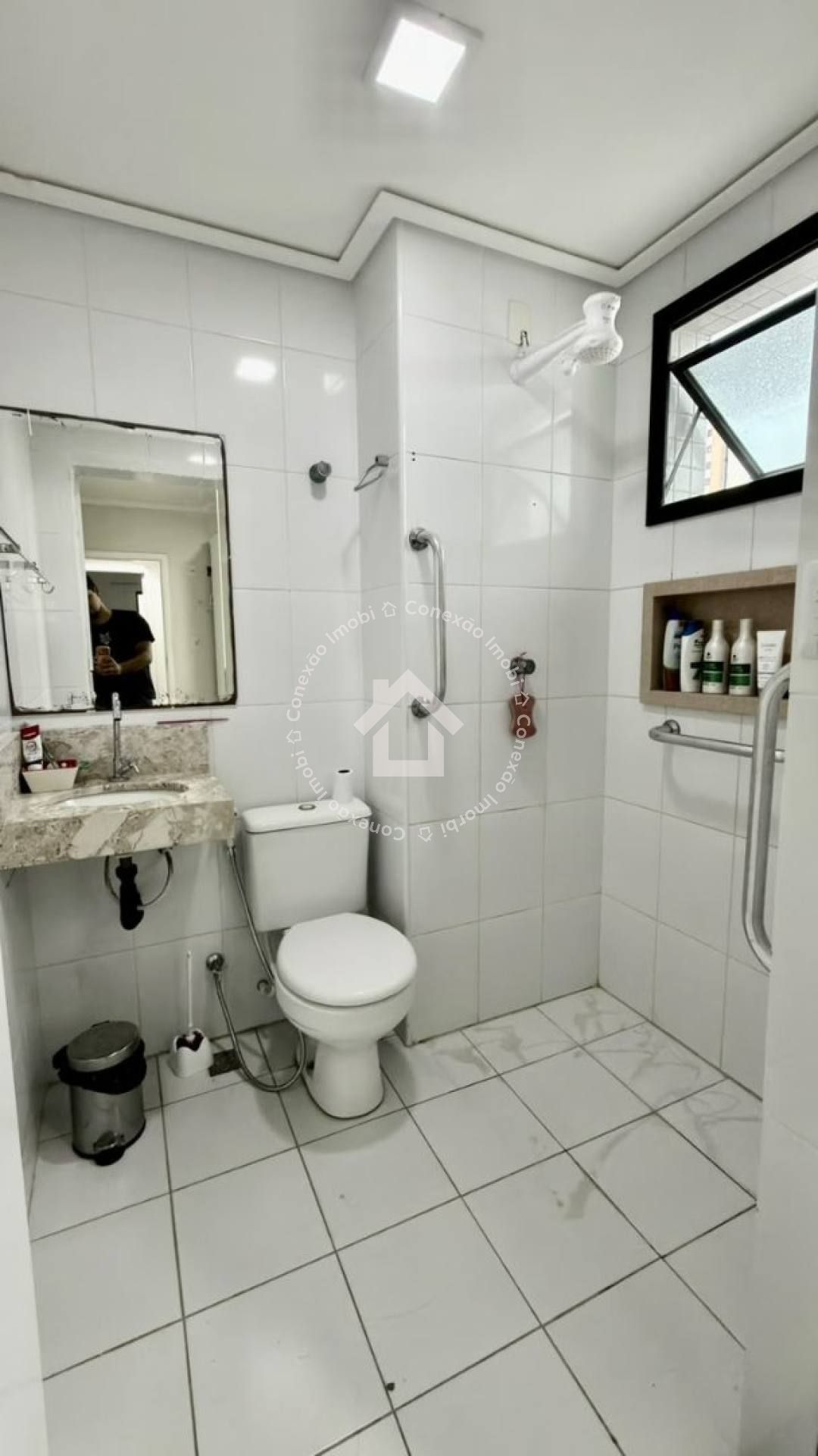 Apartamento no Célia Fonseca | Três Quartos e Duas suítes | Bairro Atalaia