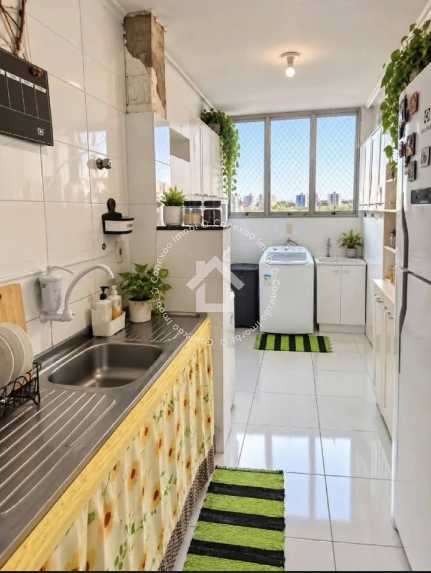 Apartamento no bairro Luzia | Condomínio Alphaville II | 90 m² | Pode financiar