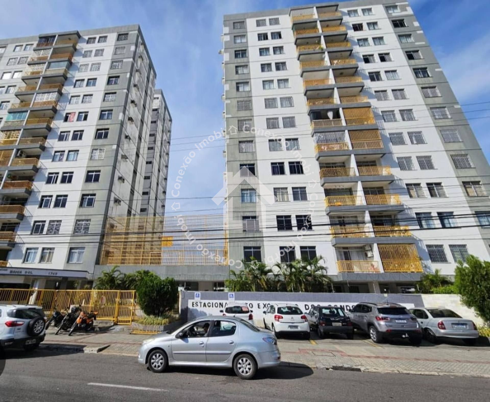 Apartamento de 3 quartos no Bairro Grageru | Condomínio Bahia Sol