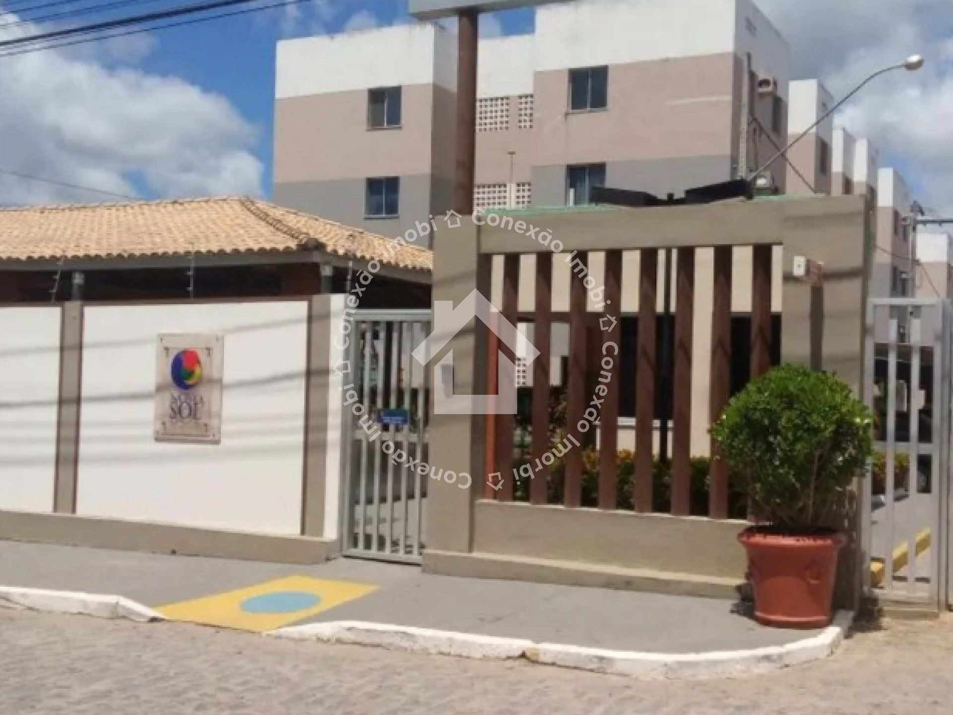Apartamento de 2 Quartos no Condomínio Novo Sol em São Cristóvão