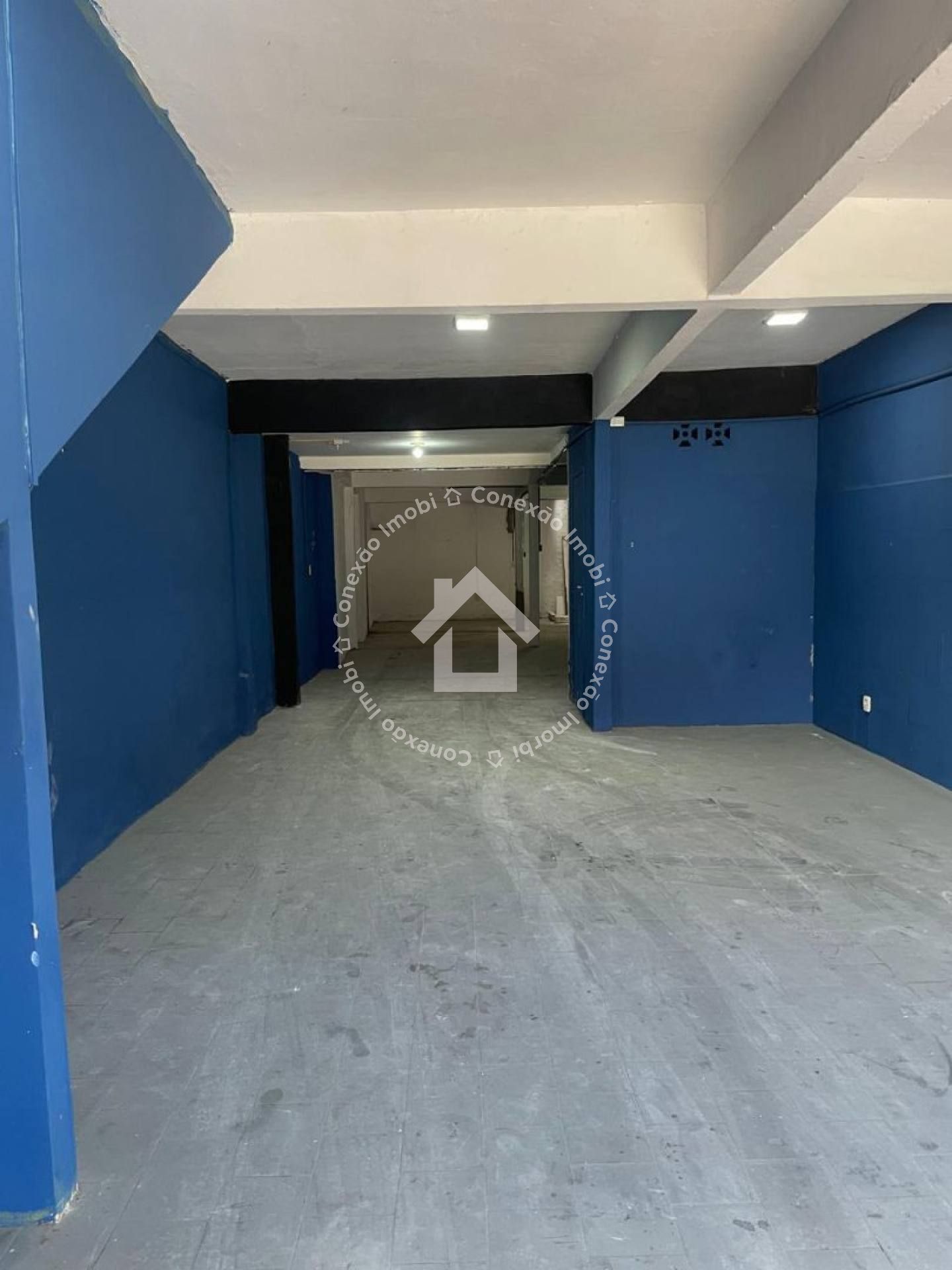 Galpão Comercial e Residencial à venda na Avenida Nestor Sampaio - Ponto Novo