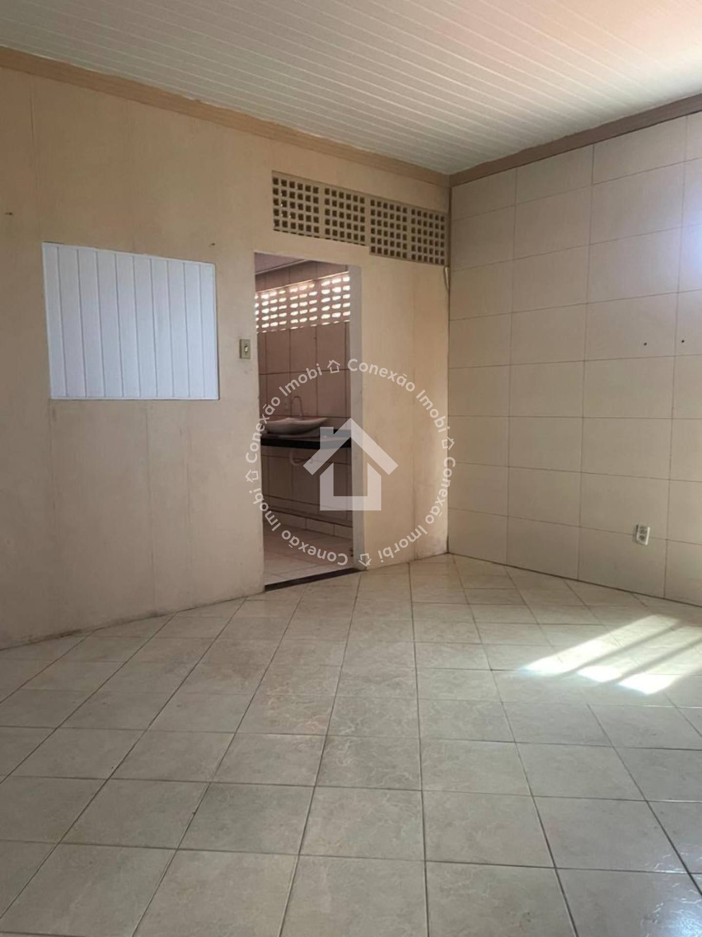 Galpão Comercial e Residencial à venda na Avenida Nestor Sampaio - Ponto Novo