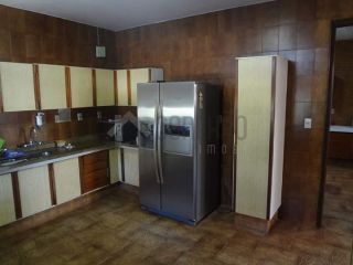 Mansão com 6 quartos na Coroa do Meio