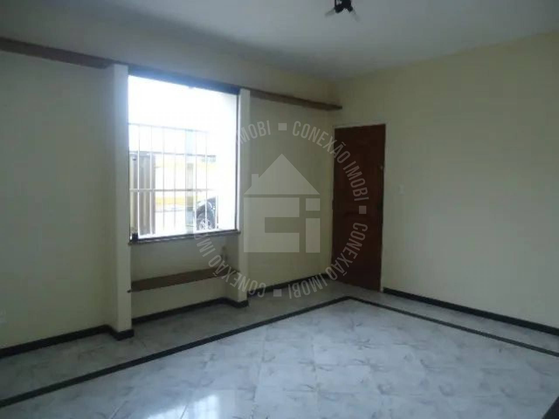 Casa à venda na Coroa do Meio | 3 Quartos, sendo 1 Suíte