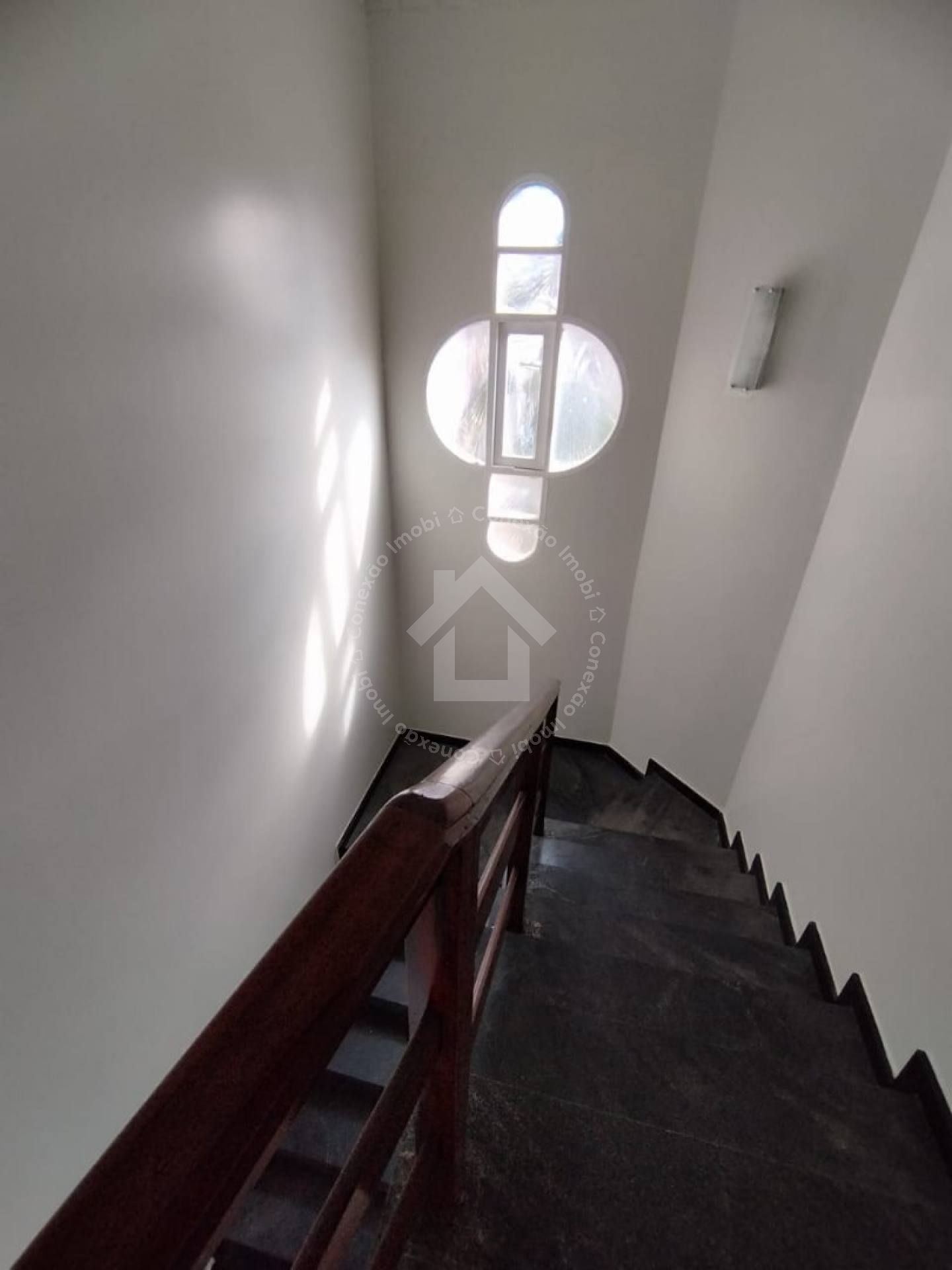 Casa de Esquina no Robalo