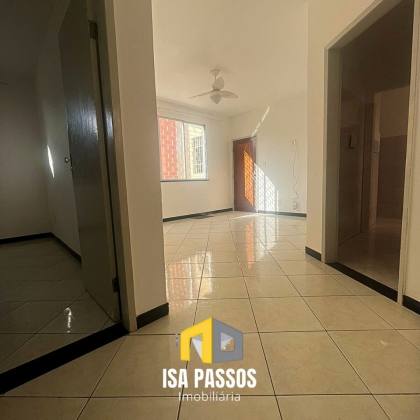 Apartamento Amplo e Aconchegante (97M²/REFORMADO E COM PLANEJADOS) no Edifício JABAQUARA (Bairro Luzia)