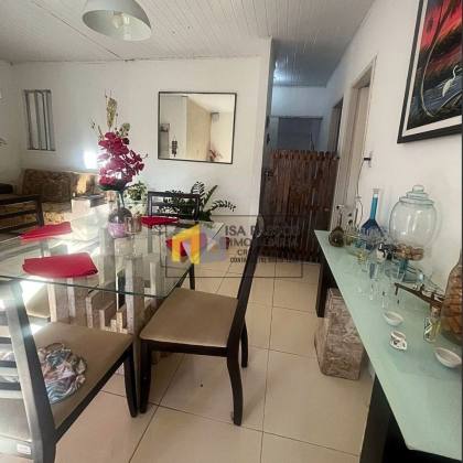 BAIXOU! GRANDE OPORTUNIDADE Casa com 250M², Ampla e Aconchegante no Bairro Aruana e com ponto comercial (sala/ ateliê / escritório)