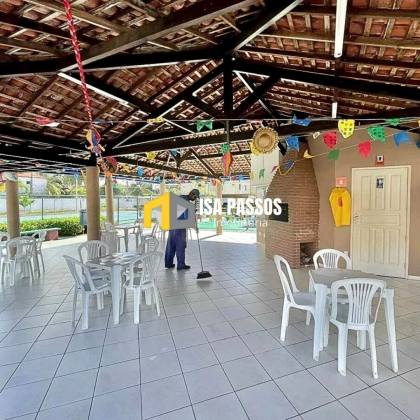 Apartamento com 53M² no Condomínio LUAR DA PRAIA (Bairro Farolandia)