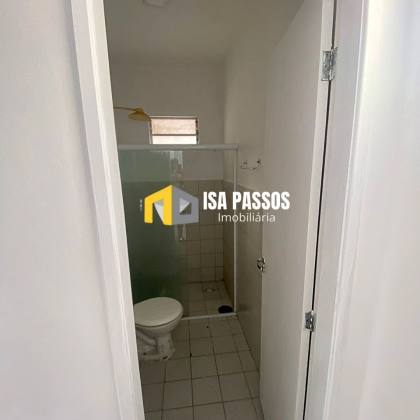 Vendo Casa no Bairro Aruana (AT 180M² e AC 60,88m²)