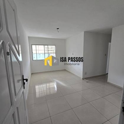 Apartamento Amplo no Condomínio JARDIM DAS ACÁCIA  (Bairro Ponto Novo)
