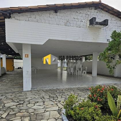 Apartamento Amplo no Condomínio JARDIM DAS ACÁCIA  (Bairro Ponto Novo)