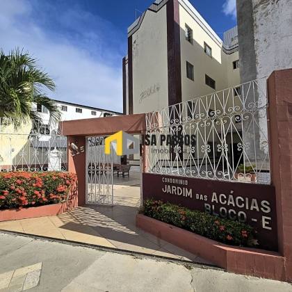 Apartamento Amplo no Condomínio JARDIM DAS ACÁCIA  (Bairro Ponto Novo)