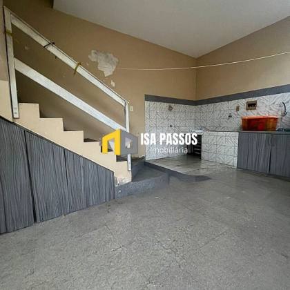 Casa aconchegante, espaçosa e toda lajeada no Santa Lúcia