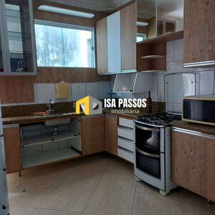 Casa aconchegante, espaçosa e toda lajeada no Santa Lúcia