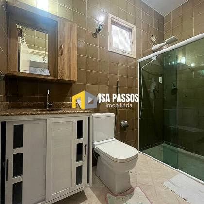 Casa aconchegante, espaçosa e toda lajeada no Santa Lúcia