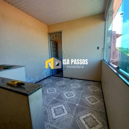 Casa aconchegante, espaçosa e toda lajeada no Santa Lúcia