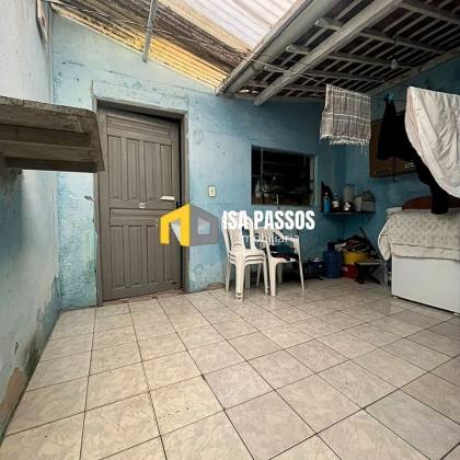 Casa com 2 pavimentos independentes, cômodos amplos e espaçosos no Bairro Siqueira Campos