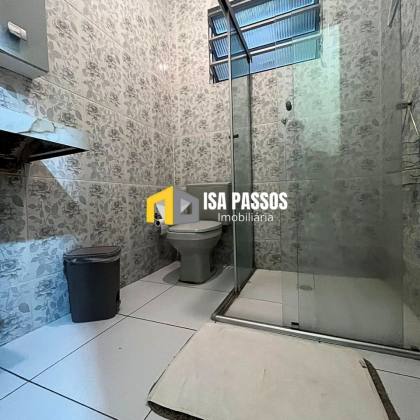 Casa com 2 pavimentos independentes, cômodos amplos e espaçosos no Bairro Siqueira Campos