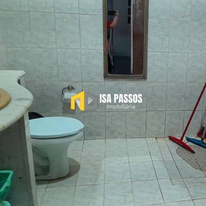 Casa com 2 Pavimentos no Bairro Eduardo Gomes (São Cristovão)