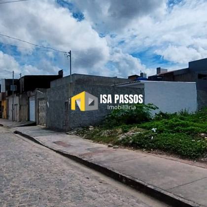 VENDO Terreno com Excelente Localização no Loteamento ROSA  DO SOL!