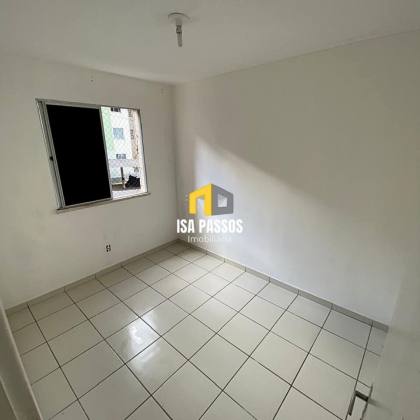 Apartamento com 54M² no Condomínio Riviera clube (Bairro Olaria)