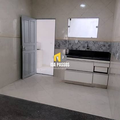 Casa (RÉCEM REFORMADA) no Bairro Aeroporto