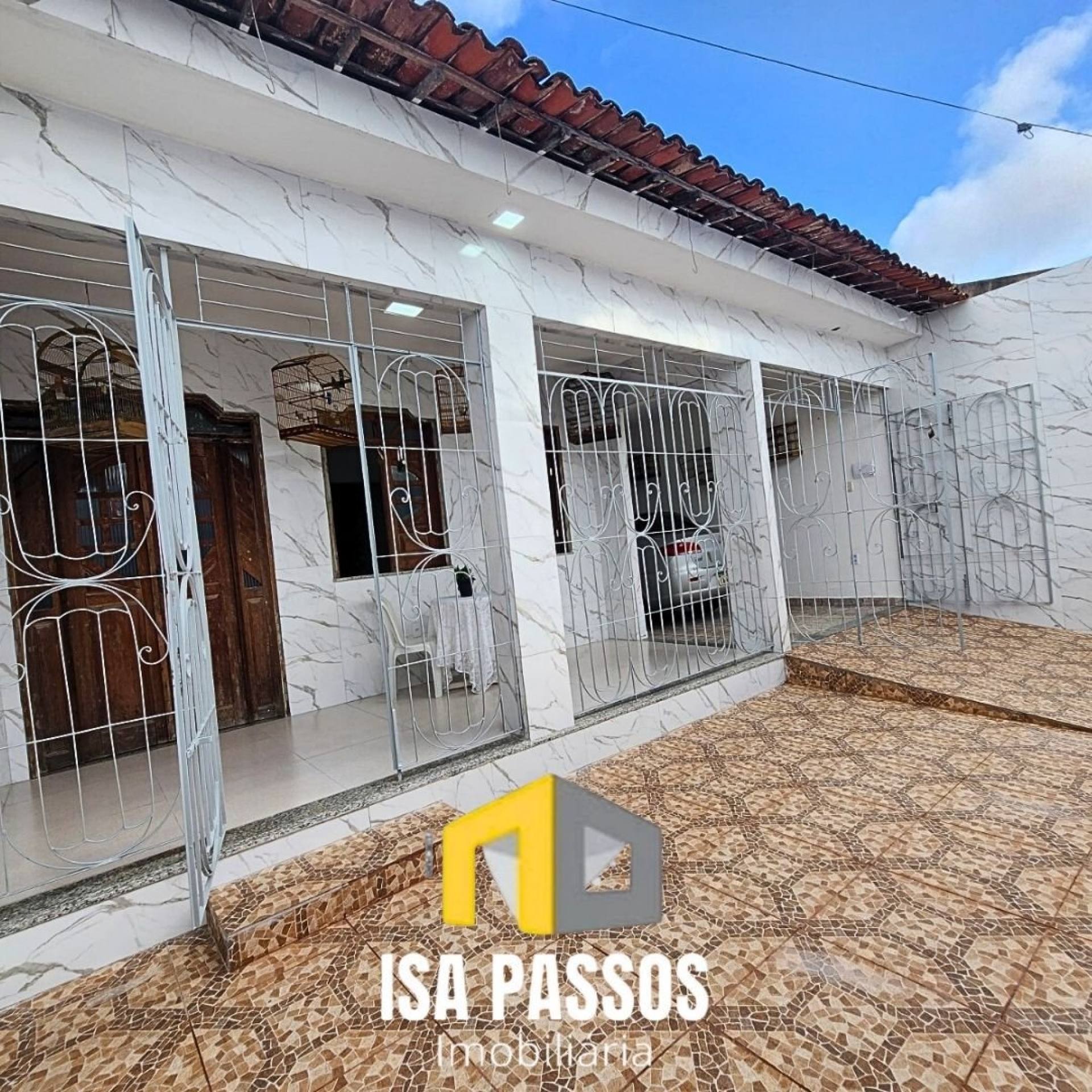 OPORTUNIDADE!!! Casa aconchegante e cômodos amplos no Bairro Santos Dumont