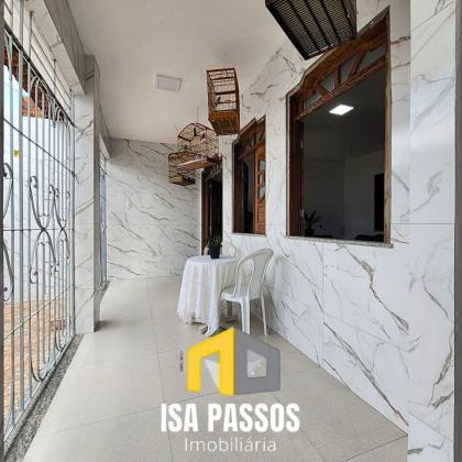 OPORTUNIDADE!!! Casa aconchegante e cômodos amplos no Bairro Santos Dumont