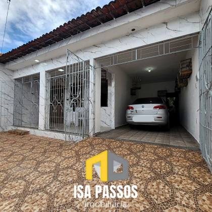 OPORTUNIDADE!!! Casa aconchegante e cômodos amplos no Bairro Santos Dumont