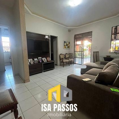 Casa Lajeada e Espaçosa com AC 100M²/At 295M² no Condomínio SAN DIEGO na Aruana!