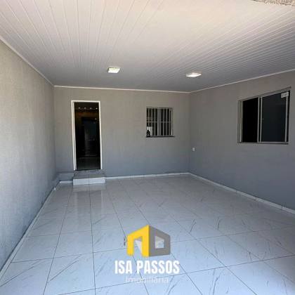 CASA COM 135M² NO CONJUNTO ALBANO FRANCO – RECÉM REFORMADA E DESOCUPADA!