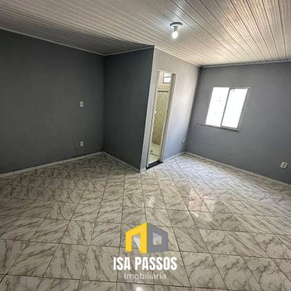 CASA COM 135M² NO CONJUNTO ALBANO FRANCO – RECÉM REFORMADA E DESOCUPADA!