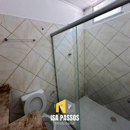 CASA COM 135M² NO CONJUNTO ALBANO FRANCO – RECÉM REFORMADA E DESOCUPADA!