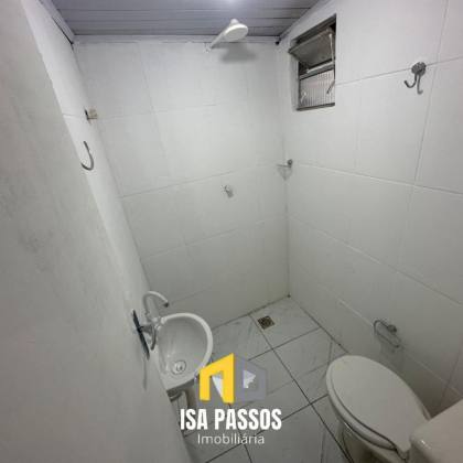 CASA COM 135M² NO CONJUNTO ALBANO FRANCO – RECÉM REFORMADA E DESOCUPADA!