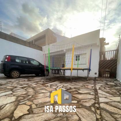 VENDO EXCELENTE Casa Ampla (Terreno 240M²) no BAIRRO ATALAIA (3 Minutos da Praia)