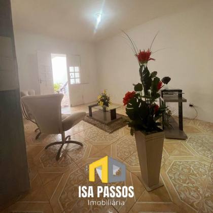 VENDO EXCELENTE Casa Ampla (Terreno 240M²) no BAIRRO ATALAIA (3 Minutos da Praia)