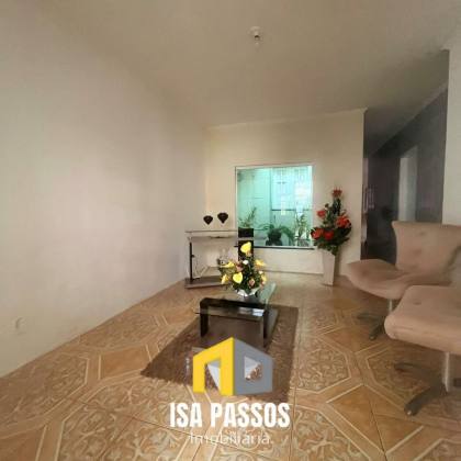 VENDO EXCELENTE Casa Ampla (Terreno 240M²) no BAIRRO ATALAIA (3 Minutos da Praia)