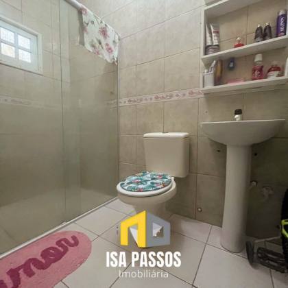 VENDO EXCELENTE Casa Ampla (Terreno 240M²) no BAIRRO ATALAIA (3 Minutos da Praia)